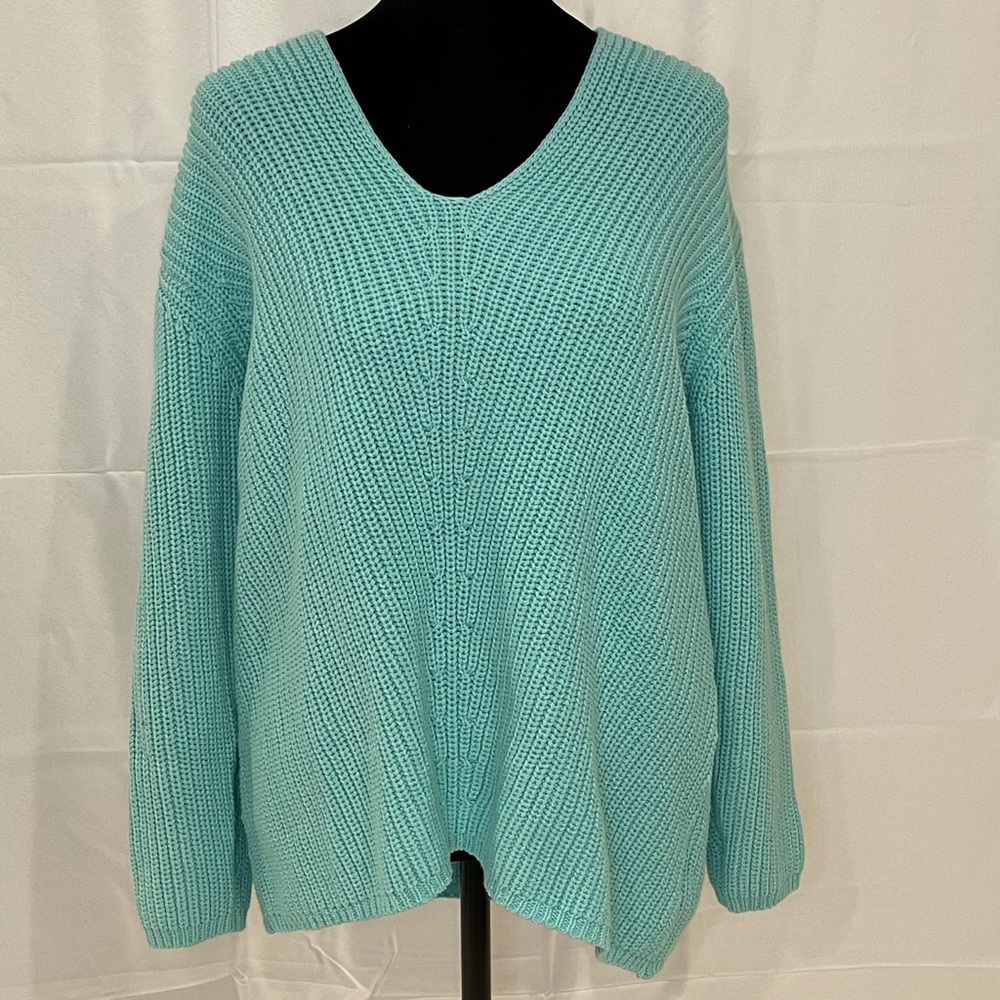 NWOT She+Sky Fashion Nova sweater OS